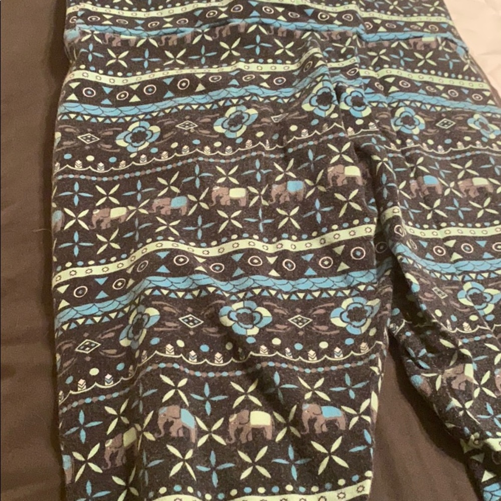 Elephant print leggings